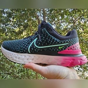 Nike React Infinity Run Flyknit 3 - Women's 9